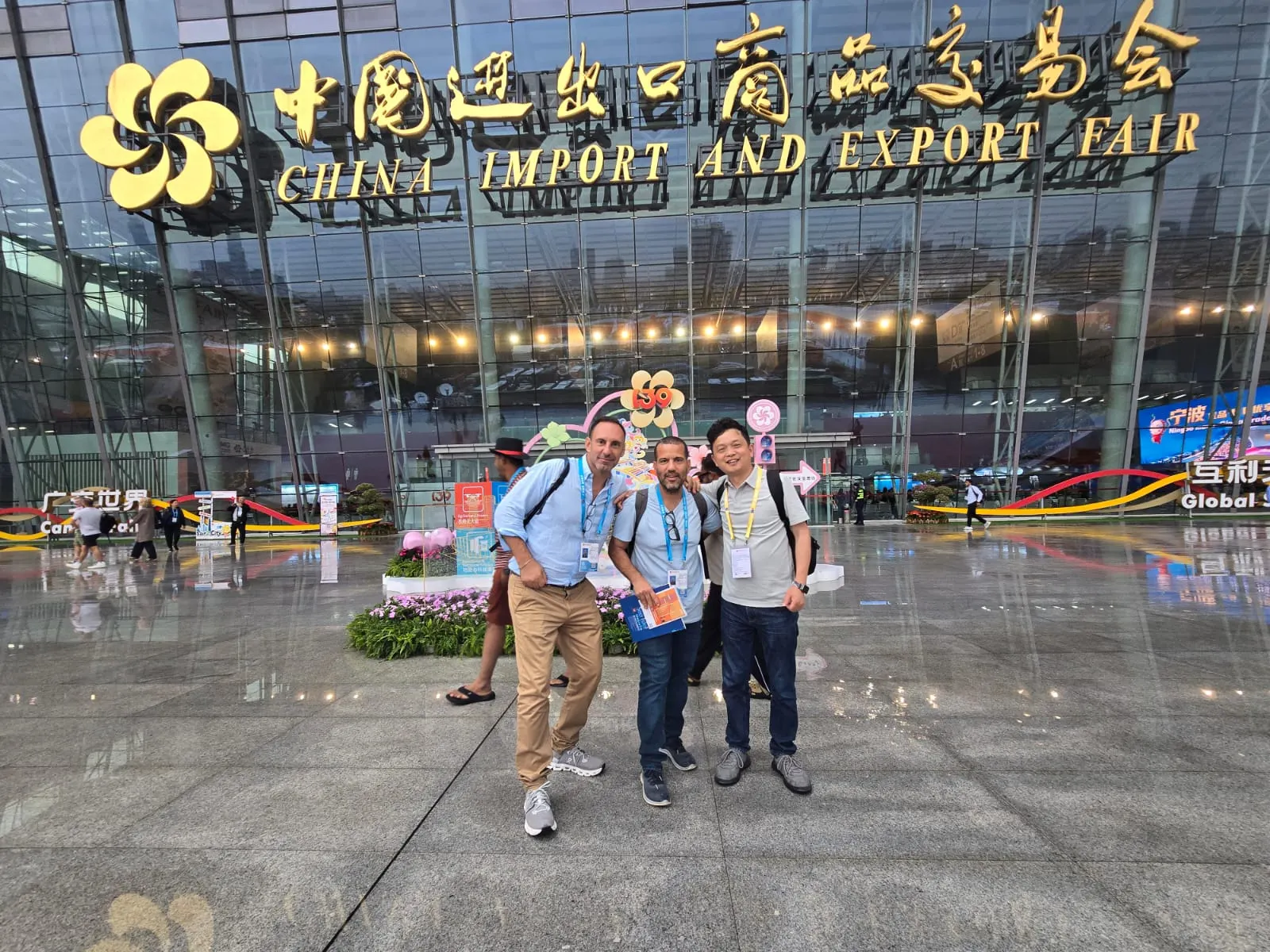 I&R Group team at the Canton Fair in Guangzhou